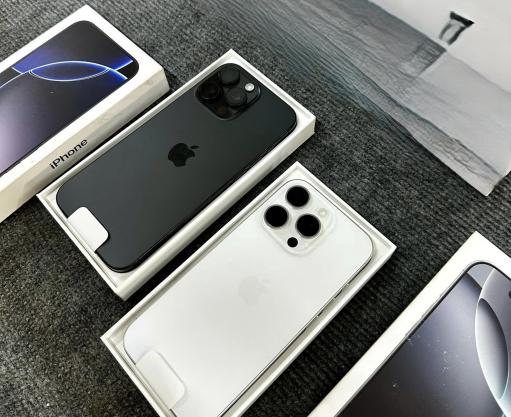 Apple iPhone 16 Pro Max, iPhone 16 Pro, iPhone 16, iPhone 16 Plus, iPhone 15 Pro Max, iPhone 15 Pro, iPhone 15, Samsung Galaxy S25 Ultra, Sony PS5 Pro