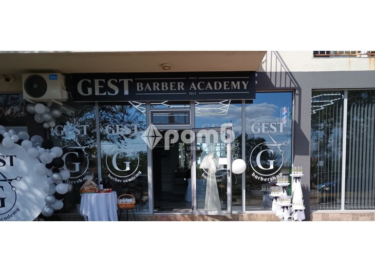 Професионален курс по професията Бръснарофризьор Салон Гест Сливен-1