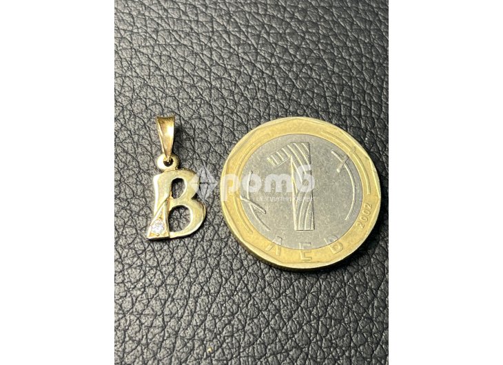 Златна обица playboy висулка буква gold 585 14 karat obica zlatno -2