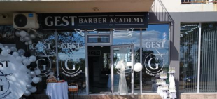 Професионален курс по професията "Бръснаро-фризьор"- Салон Гест - Сливен