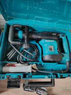 Професионален къртач Makita HM0871C