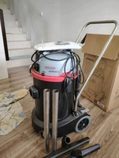 Професионална прахосмукачка Sprintus Waterking XL