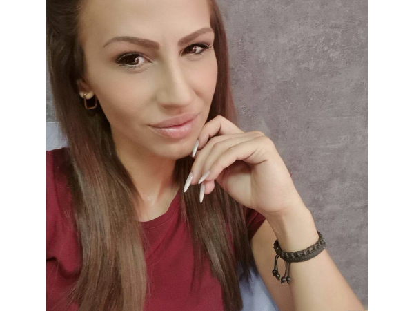 Курсове по Маникюр педикюр и ноктпластика гр Велико Търново 1