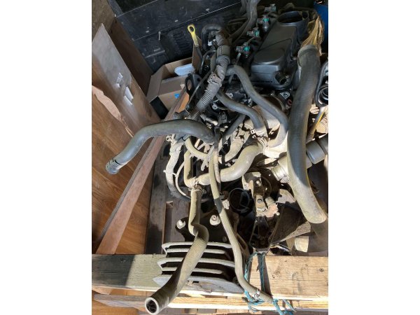 Продавам двигател за форд транзит 22 TDCI 2012та година 1