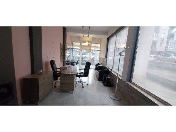 ПомещениеМагазинСалон за красота40 квБургасМеден рудник 5