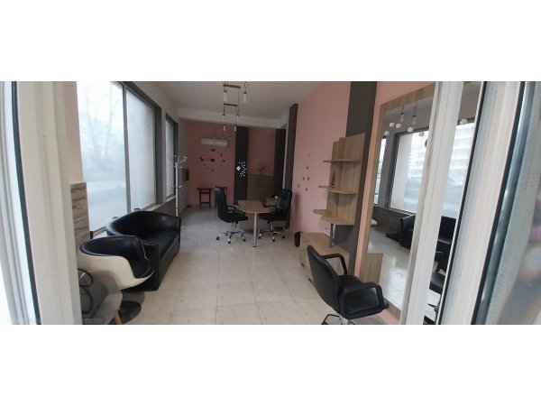 ПомещениеМагазинСалон за красота40 квБургасМеден рудник 7