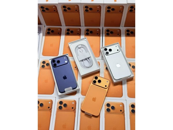 Apple iPhone 17 Pro Max iPhone 17 Pro iPhone 17 iPhone Air iPhone 16 Pro Max iPhone 16 Pro iPhone 16 iPhone 16 Plus 8