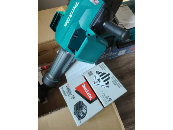 Професионален акумулаторен къртач Makita 5