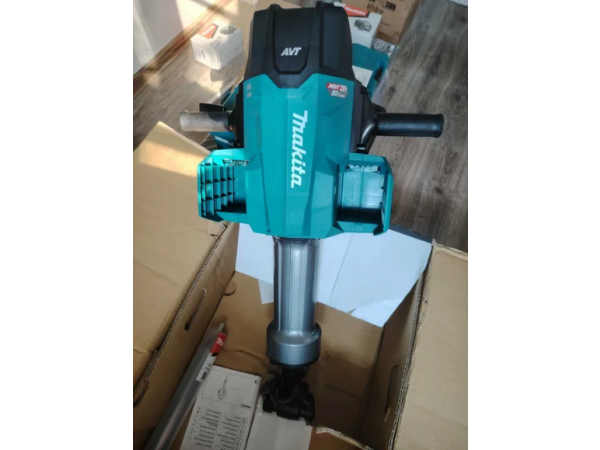 Професионален акумулаторен къртач Makita 6