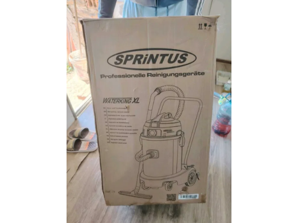 Професионална прахосмукачка Sprintus Waterking XL 2